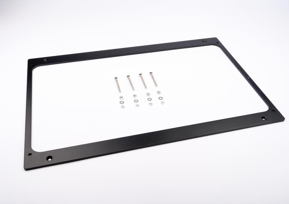 piastra-adattatrice-raymarine-per-installare-axiom-16-pro-in-foro-e140w-e165-raymarine-1 Raymarine RM-A80533 Piastra adattatrice Raymarine per installare AXIOM 16 PRO in foro E140W/e165 - immagine 1