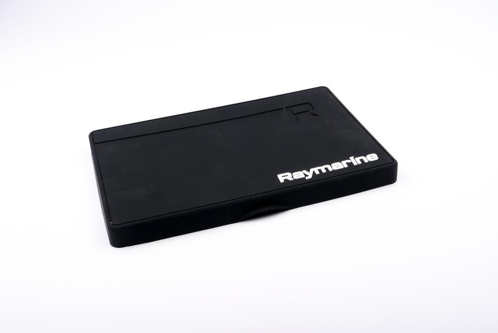 raymarine-schutzdeckel-vorne-fur-axiom-7-und-axiom-7-nautik-und-segeln-zubehor-raymarine-1 Raymarine RM-A80499 Coperchio di protezione frontale Raymarine per Axiom 7 e Axiom+ 7 - Accessorio per Nautica e Vela - immagine 1